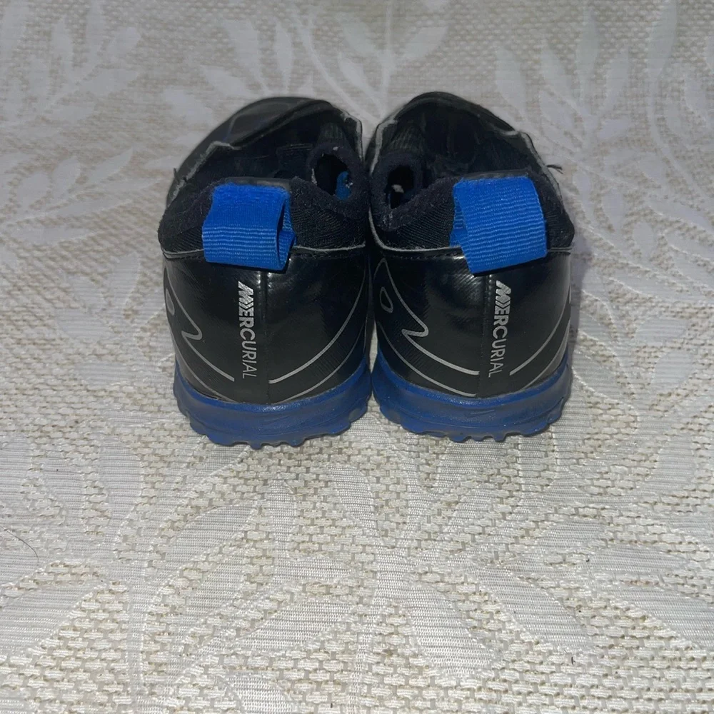 Nike Jr Soccer Cleats Youth 2.5Y Black Mercurial Zoom Air Indoor